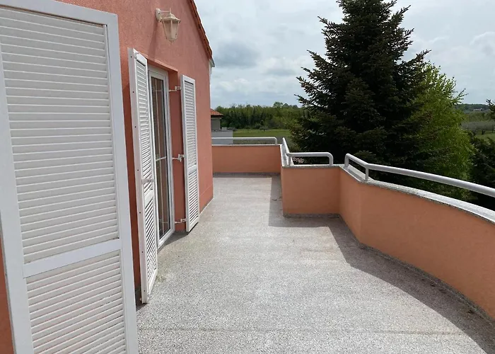 Casa Cino Apartman *