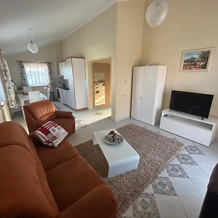 Casa Cino Apartment *